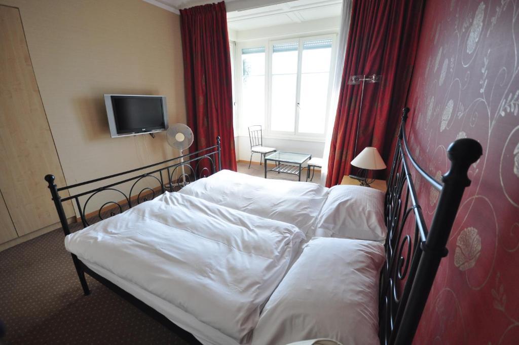 Hotel Splendid Montreux Szoba fotó